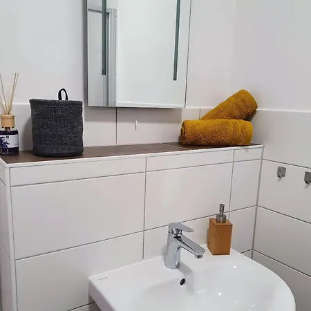 Апартаменты Hogulu - 2 - Raum - App 13 Mit Balkon Im Herzen Der Altstadt Бранденбург